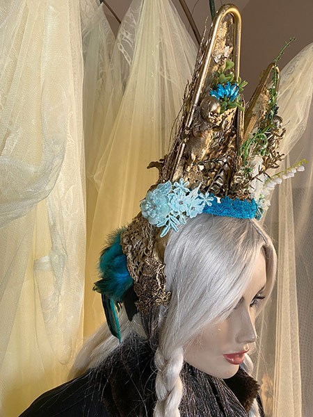Accessories at the Lair - Headpiece, Metallic Cat