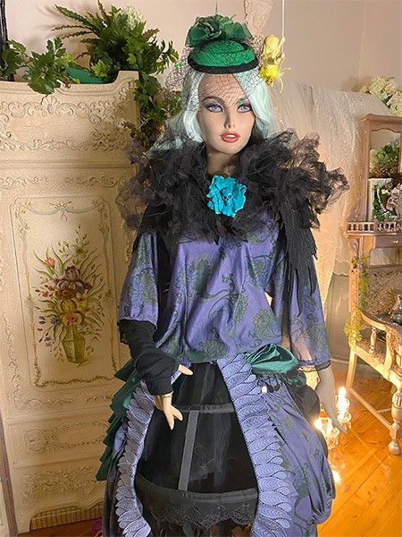 Queen Of The Night - Styled Outfit - Up to size 16